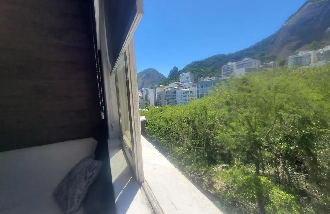 Top 20 - Apartamento em Copacabana perto da praia vista para montanhas-1